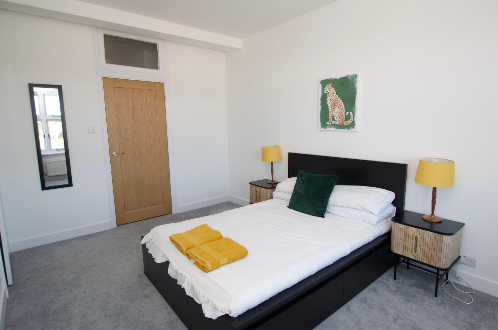 Apartamento Beautiful Large 3-Bed Coastal Flat With Parking. Frinton-on-Sea Exterior foto